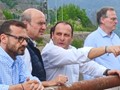 Συνεργαζόμαστε για να περάσουμε από τη θεωρία στην πράξη